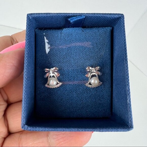 Nib - J.Rosée Chic Women 925 Sterling Silver, White Pearl Stud Earrings. - Picture 3 of 6